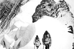everest-1922-bruce-finch-descenso-2400m-rgs